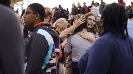 Tiroteo en una escuela de Estados Unidos: al menos dos muertos