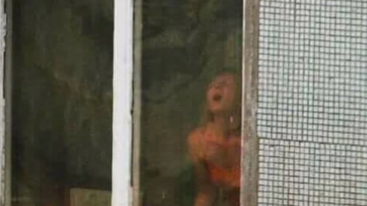 "Viva el sexo, pero gritá un poco menos": la irónica carta que le dejó a su vecina para reclamarle por el ruido