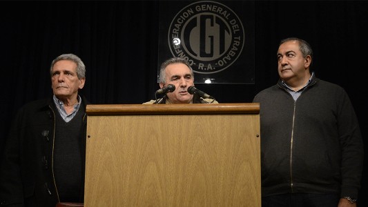 El gobierno le propuso a la CGT habilitar un "puente salarial" de 5% a cuenta de la revisión