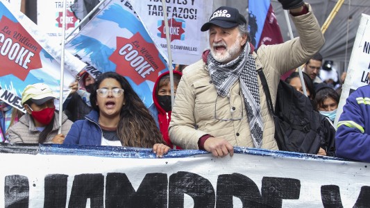 Marcha piquetera: hubo acuerdo y levantaron el corte en la 9 de julio