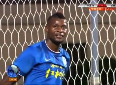 Un día de miércoles y la culpa de un travesaño de "goma"