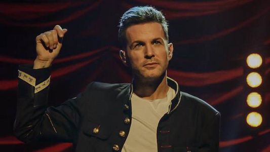 Axel con seis nuevas funciones y una promesa muy especial a una fan