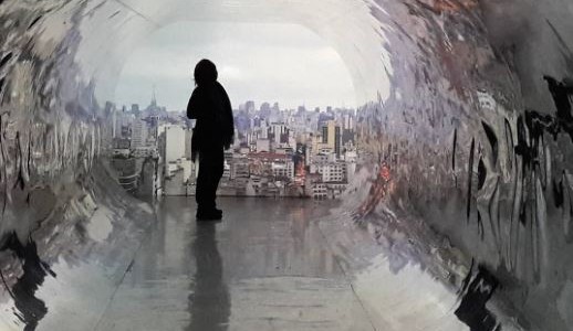 "Tramas" de una artista visual que vive cada obra como una aventura