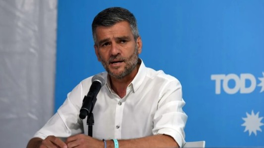 Zabaleta volvió como intendente de Hurlingham y desplazó a cuatro funcionarios de La Cámpora