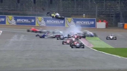 Impresionante accidente en Silverstone