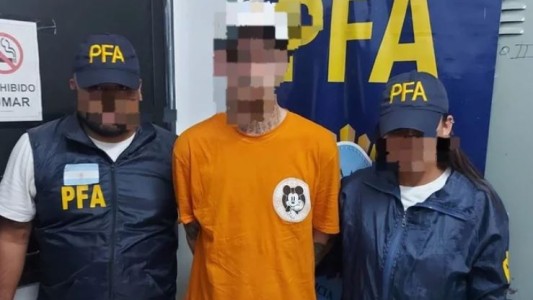 Detienen a un tatuador acusado de abuso por una clienta