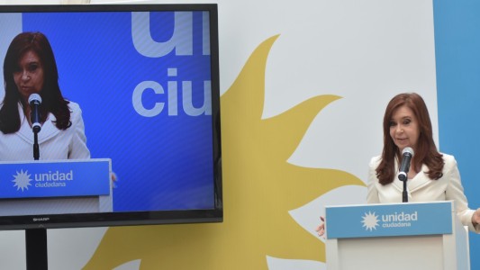 Cristina criticó al juez Bonadio y acusó a Macri de "persecución política"