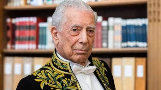 Mario Vargas Llosa hizo historia al ingresar a la Academia Francesa