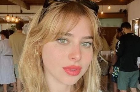 "Me dieron la licencia de conducir por linda", confesó una influencer