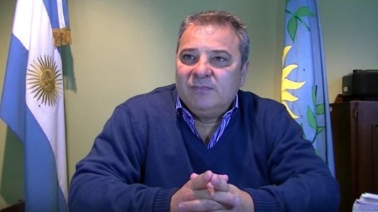 Un intendente de Juntos por el Cambio se pasó al peronismo: "Kicillof será gobernador 4 años más"