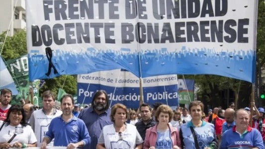 Docentes bonaerenses aceptaron un aumento de 40% en tres tramos y arrancarán las clases