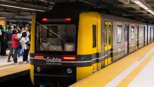 Por el apagón masivo en el AMBA, trenes y subtes registran demoras y limitaciones
