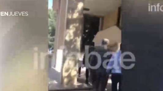 De Vido al entregarse: "Mándenle champagne a la doctora Carrió"