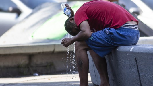 Infernal: récord de calor para marzo en la Ciudad con 37,9 grados y alerta roja por 24 horas