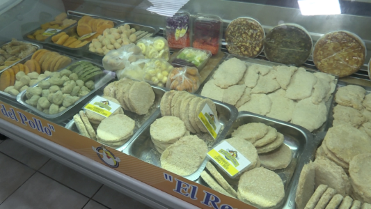 Por la gripe aviar, suben los precios del pollo