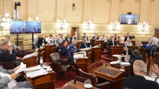 La Legislatura de Santa Fe pide prisión preventiva para quienes cometan delitos con armas de fuego