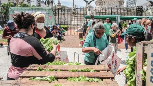 "Feriazo federal": Más de 100 puestos de venta directa frente al Congreso