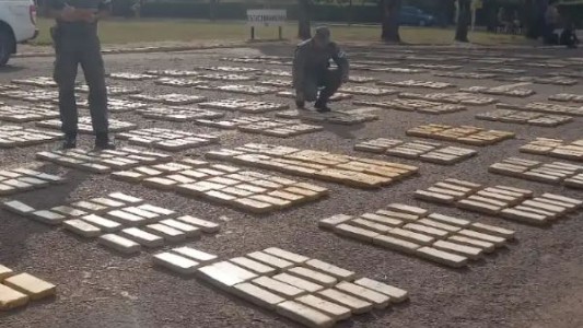 Secuestraron cerca de una tonelada de marihuana escondida en una silobolsa en Misiones