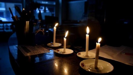 Usuarios de Edesur convocan mañana a una protesta en Caballito por los cortes de luz