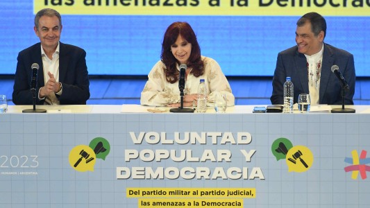 Cristina Kirchner: "No me importa si me van a meter presa, sino que volvamos a reconstruir un estado democrático"
