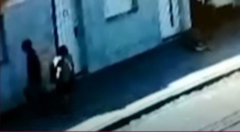 Detienen a un mecánico por matar de un golpe a un hombre en una calle de Ciudadela