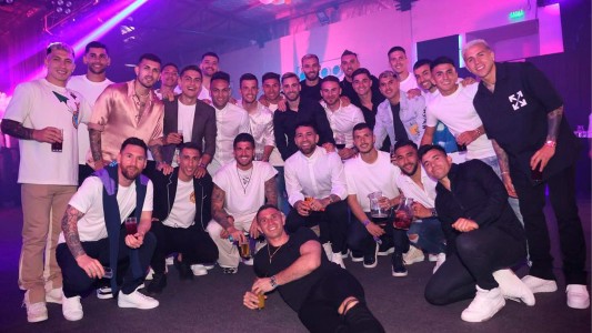 Los Campeones del Mundo festejaron el título a todo ritmo