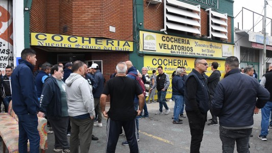Velatorio: dolor en el último adiós al colectivero asesinado