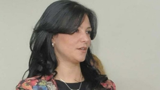 Golpeaba y torturaba a su esposa para obligarla a tener sexo con varios hombres