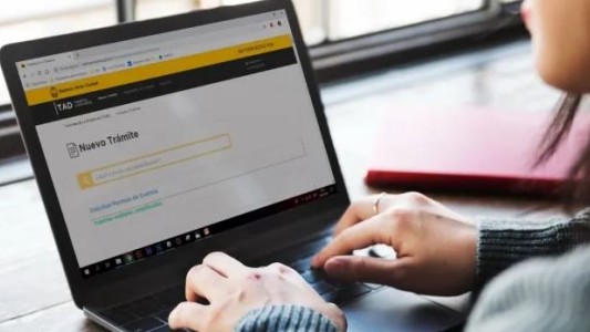 Dejarán de cobrar trámites como partidas de nacimiento, permisos de obra y habilitaciones en CABA