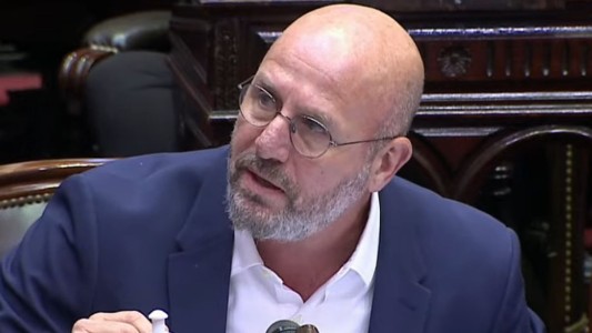 Wolff: "No estamos dando un espectáculo ni razonable ni bueno"