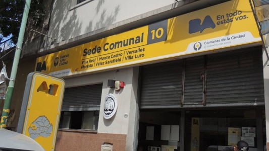 Reciben donaciones en la sede comunal 10 para las personas afectadas por el derrumbe en Floresta