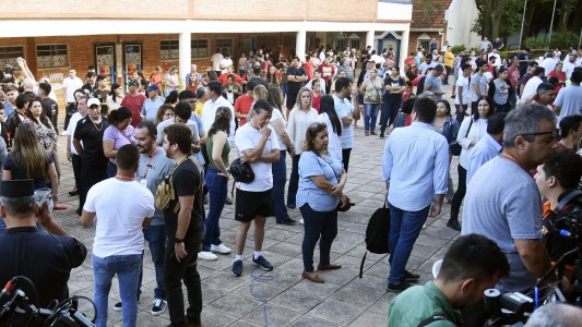 Elecciones en Paraguay: los votantes deciden entre Peña y Alegre