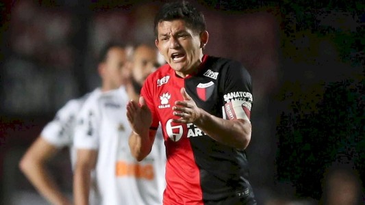 El "Pulga" Rodríguez sufrió un accidente automovilístico y fue hospitalizado