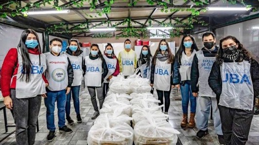 Voluntarios de la UBA repartirán platos de comida caliente alrededor de la Facultad de Medicina