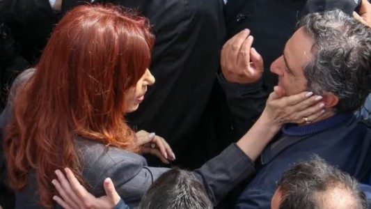 "Cristina no dijo que se bajaba", aclaró Andrés "Cuervo" Larroque