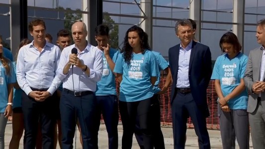 Macri volvió de su vacaciones y recorrió la Villa Olímpica con Rodríguez Larreta