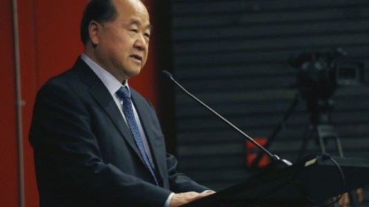 El Nobel de Literatura chino Mo Yan admitió haber recurrido a ChatGPT para escribir un discurso