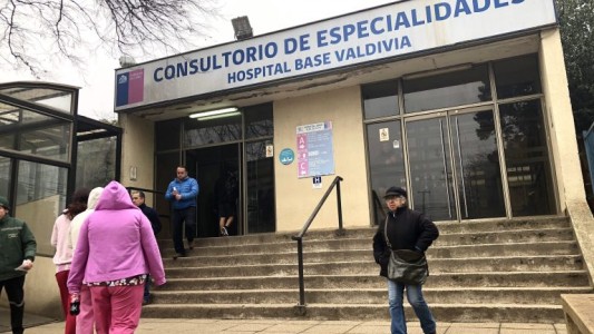 Escándalo en Chile: un Hospital Público brindó asistencia médica a un perro