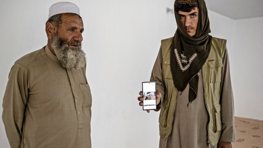 "Felicitaciones, tu hijo murió": estremecedores testimonios de afganos orgullosos de sus kamikazes