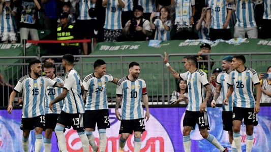 Argentina vs. Australia: Messi, con un golazo, abrió el marcador