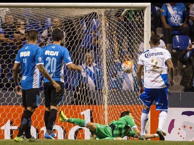 Copa Libertadores: Racing se trajo un empate 2 a 2 de México