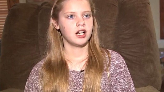 Enfermedad extraña: la chica que estornuda 12 mil veces por día