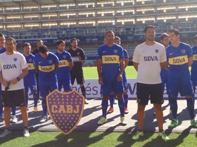 Tévez fue el más aplaudido en la presentación del plantel de Boca