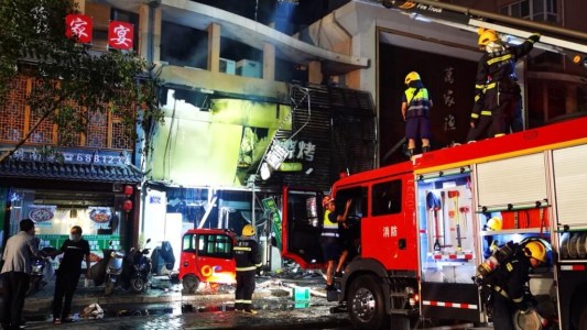 Cuatro detenidos por la explosión de un restaurante en China que mató a 31 personas