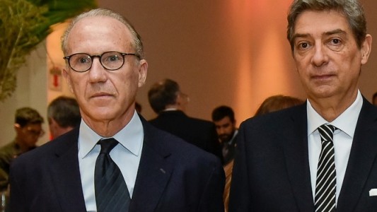 Ordenan detener a cuatro personas por hackeos a teléfonos de jueces