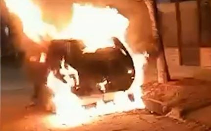 Se quemó el auto del denunciante de L-Gante