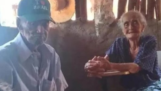 Tras 83 años casados, murieron con cuatro horas de diferencia