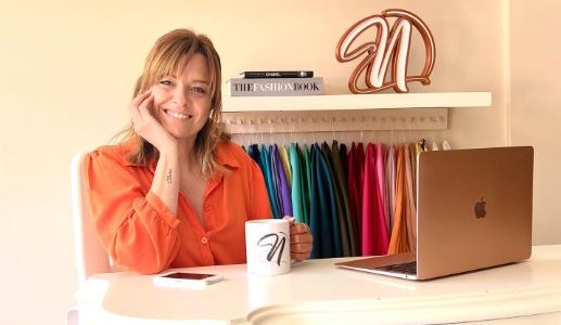 Quería ser modelo pero no la aceptaron por su baja estatura: hoy es asesora de imagen femenina