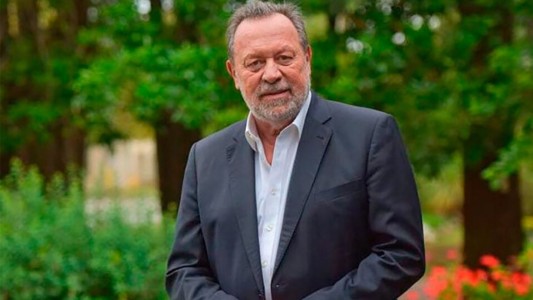 Gustavo Santos, el diputado del PRO que tiene un trabajo en España y no renuncia a su banca