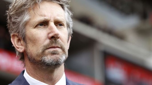 La esposa de Edwin Van der Sar habló de la salud del exarquero: "Su vida ya no corre peligro"